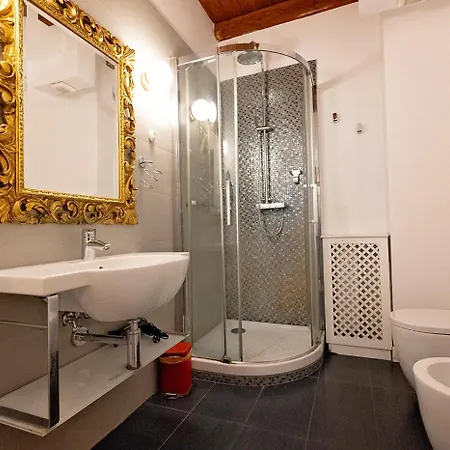 Casa Bella Pantheon بيت ضيافة